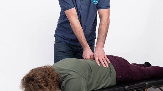 The Difference Between a Chiropractor and an Osteopath